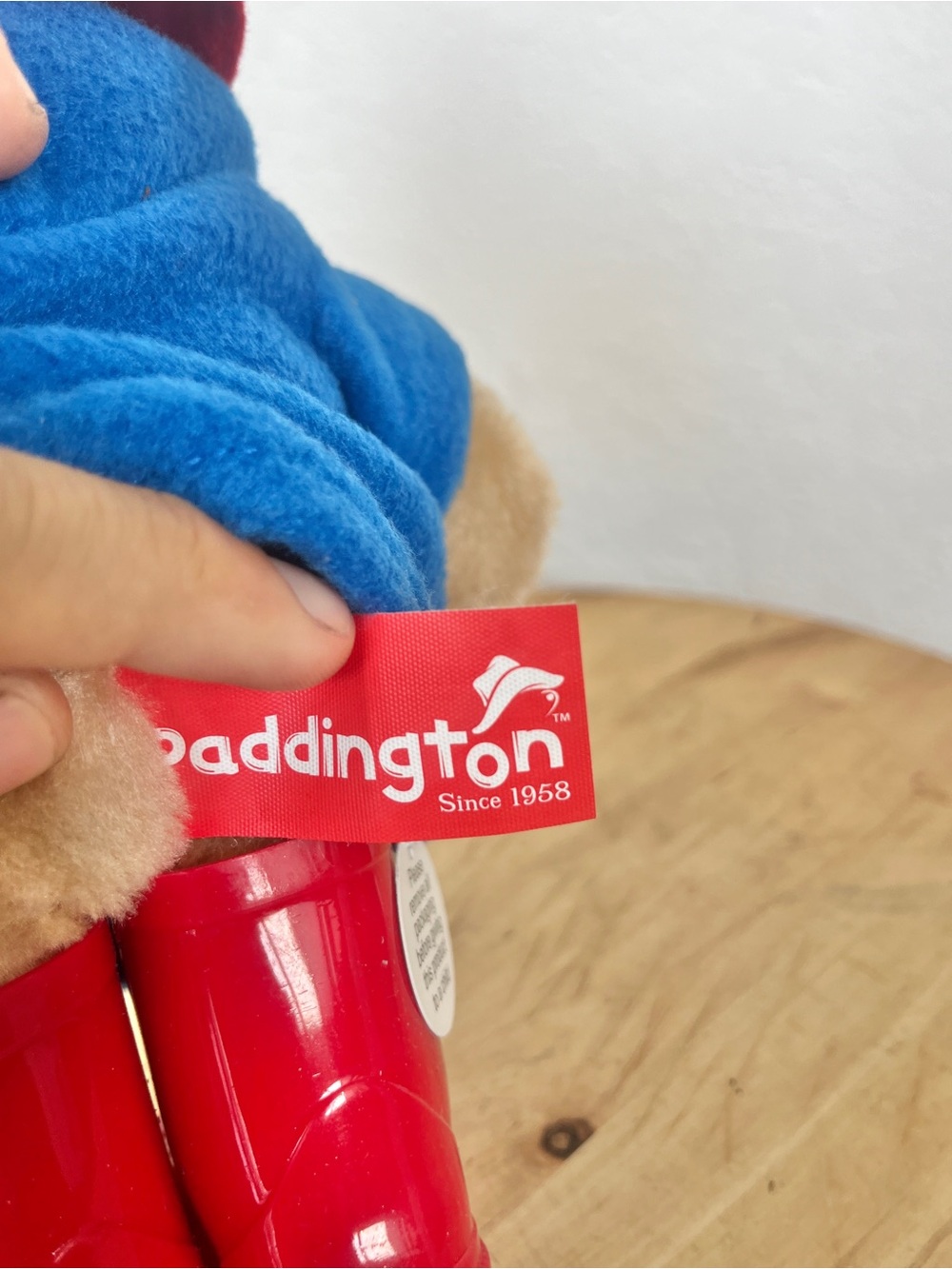 "Rainbow Designs Paddington Bear Plush 9"" Soft Toy Blue Coat Red Hat 2025" - Picture 6 of 10